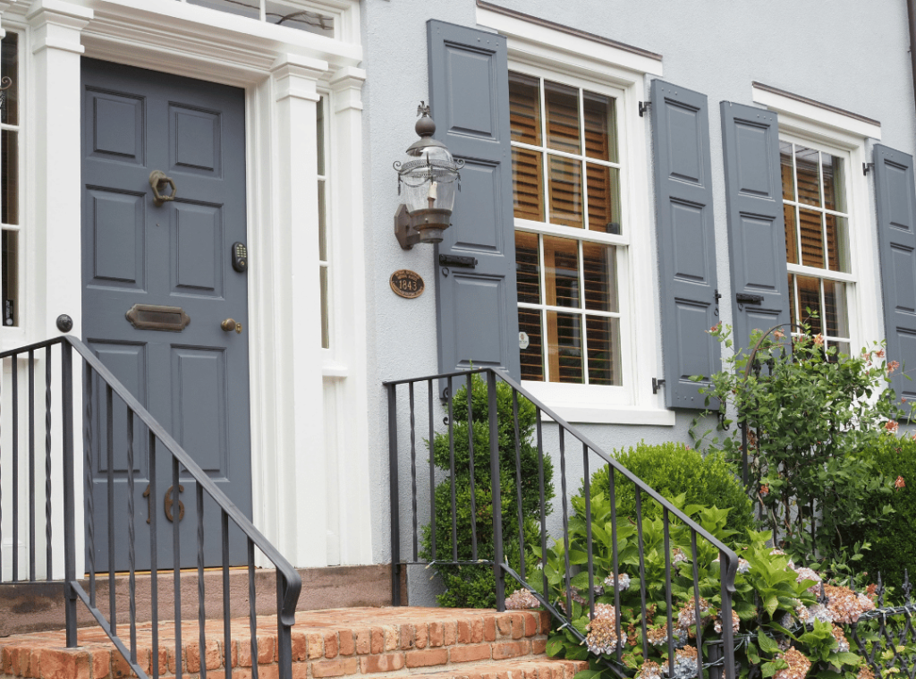 front of a colonial home in new jersey