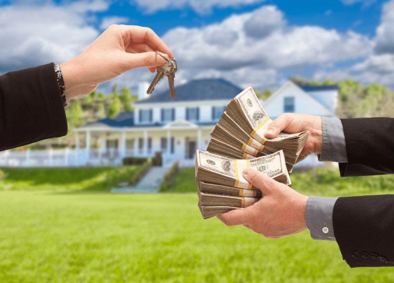 Selling Your House for Cash in 2026: Cash Buyers vs. MLS